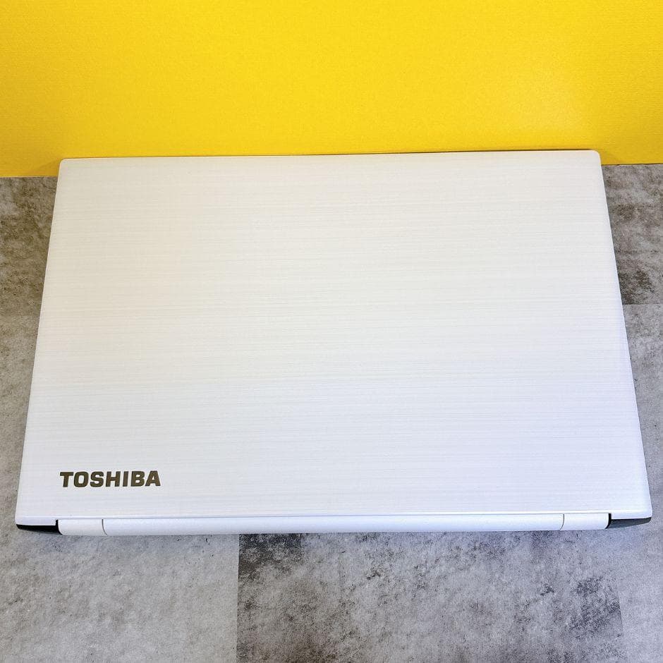 新品SSD480で快適✨きれいな白❣カメラ付 ブルーレイ フルHD薄型Win11