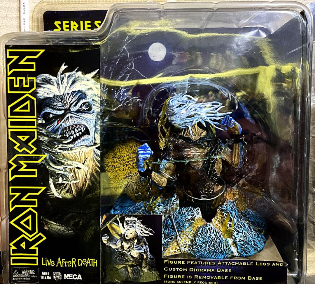 RAH220 仮面ライダー 蜂女& コウモリ男の通販はau PAY マーケット