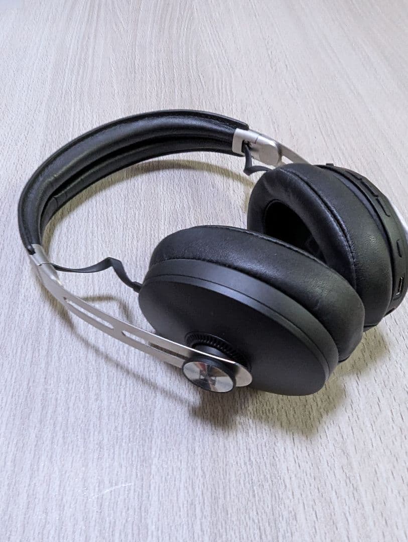 ヘッドホン SENNHEISER MOMENTUM wireless 3 ゼンハイザーのノイキャンヘッドホン「MOMENTUM Wireless」の第3世代