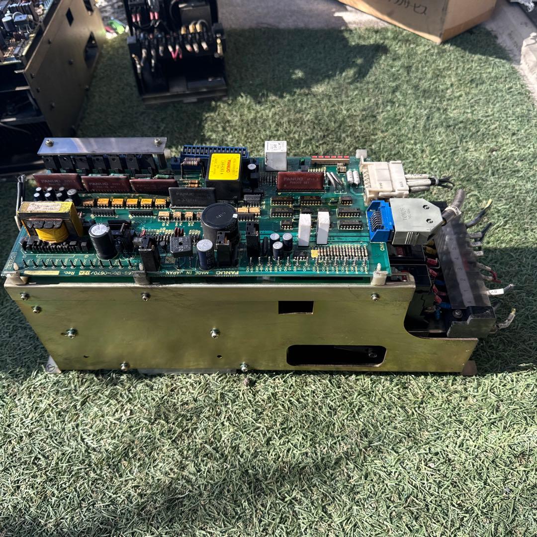 Toshiba RCA 真空管セット 5751 などいろいろ 父の遺品整理です。