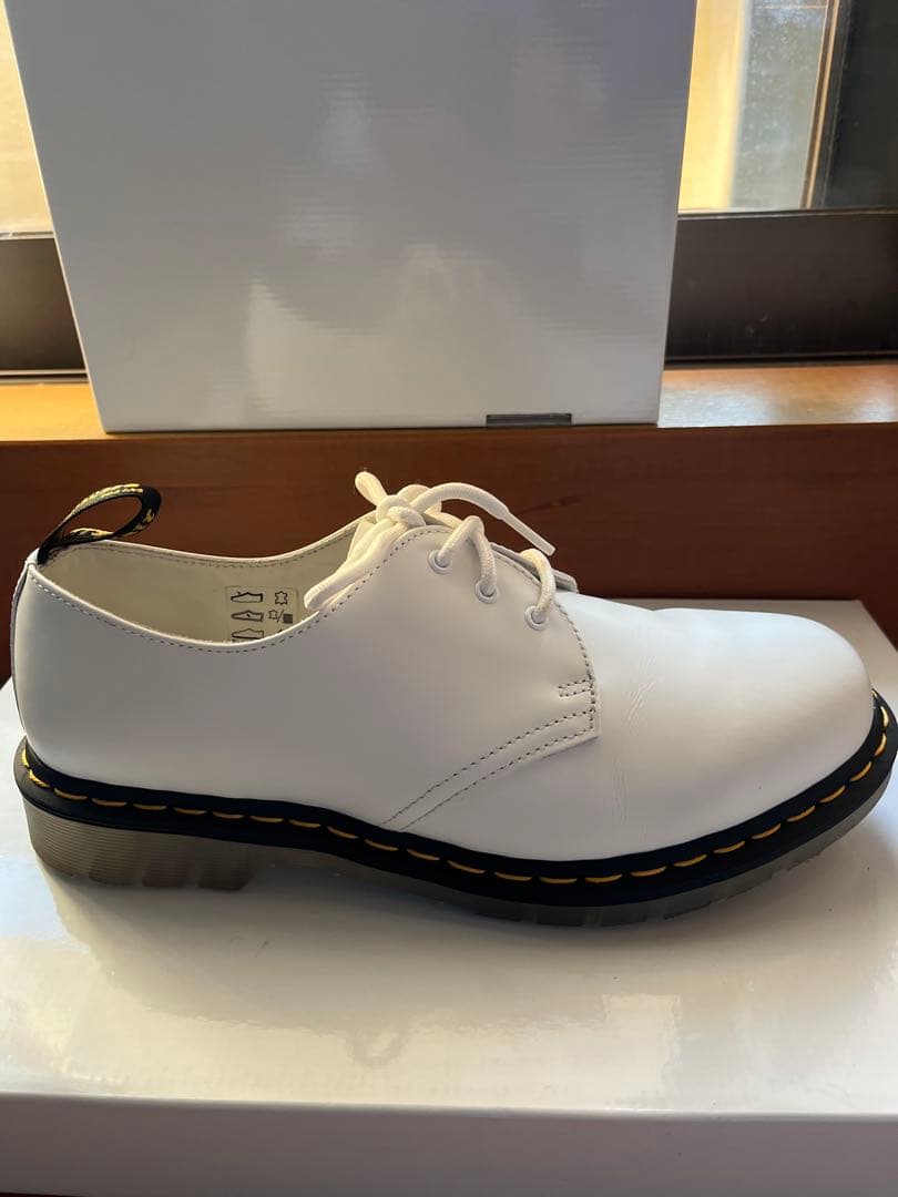 Dr.Martens 1461 3ホール ホワイト UK8 27cm シューズ - メルカリ
