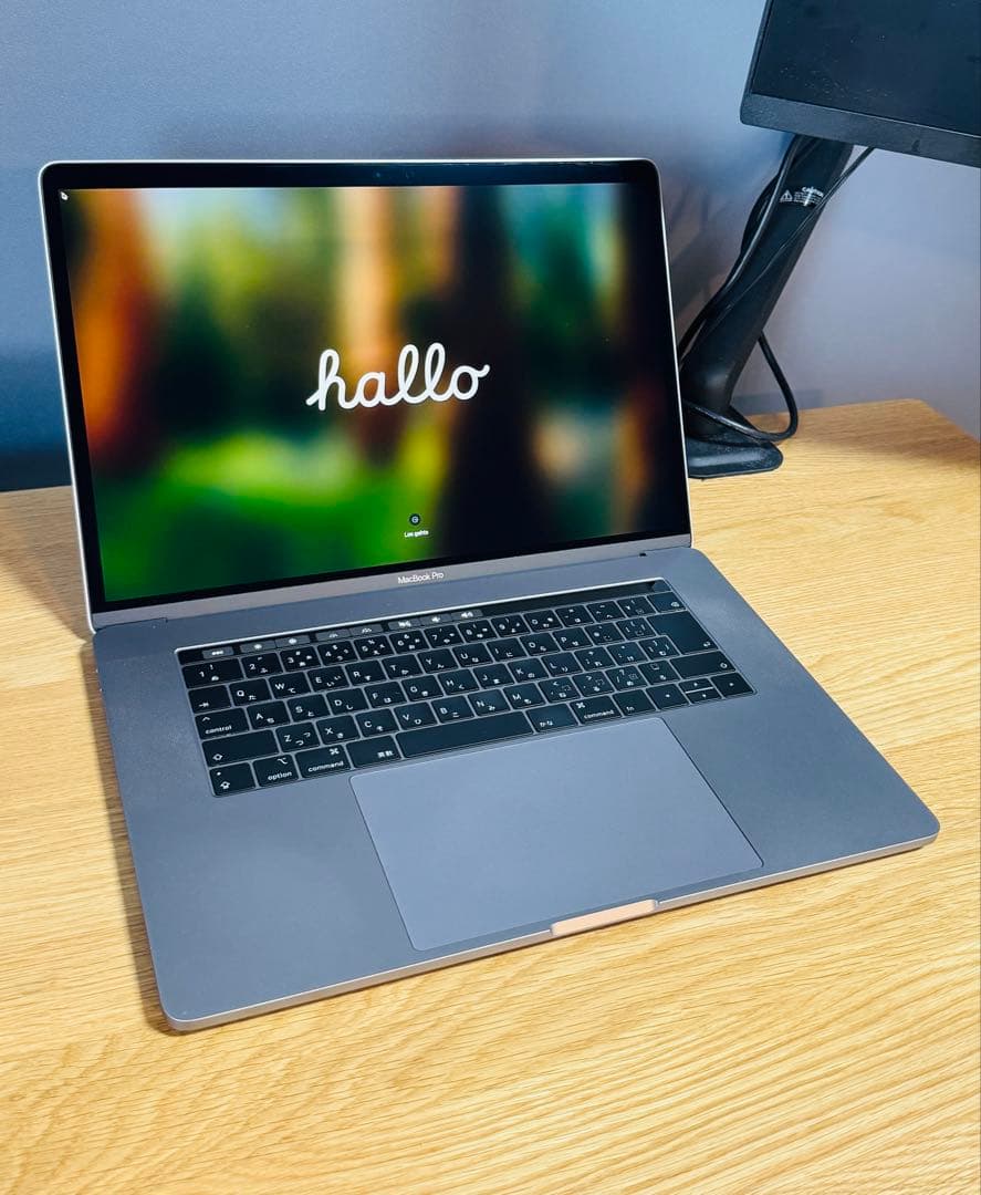 【セール】MacBookPro15 メモリ16GB 512GB グラボ4GB Apple Macbook Pro 15 Inch 2015 Retina - i7 16GB RAM + 512GB SSD