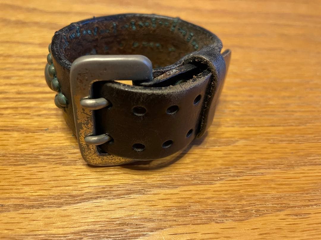 ウルフズヘッドリストバンド WOLFs HEAD キムタク愛用 - メルカリ