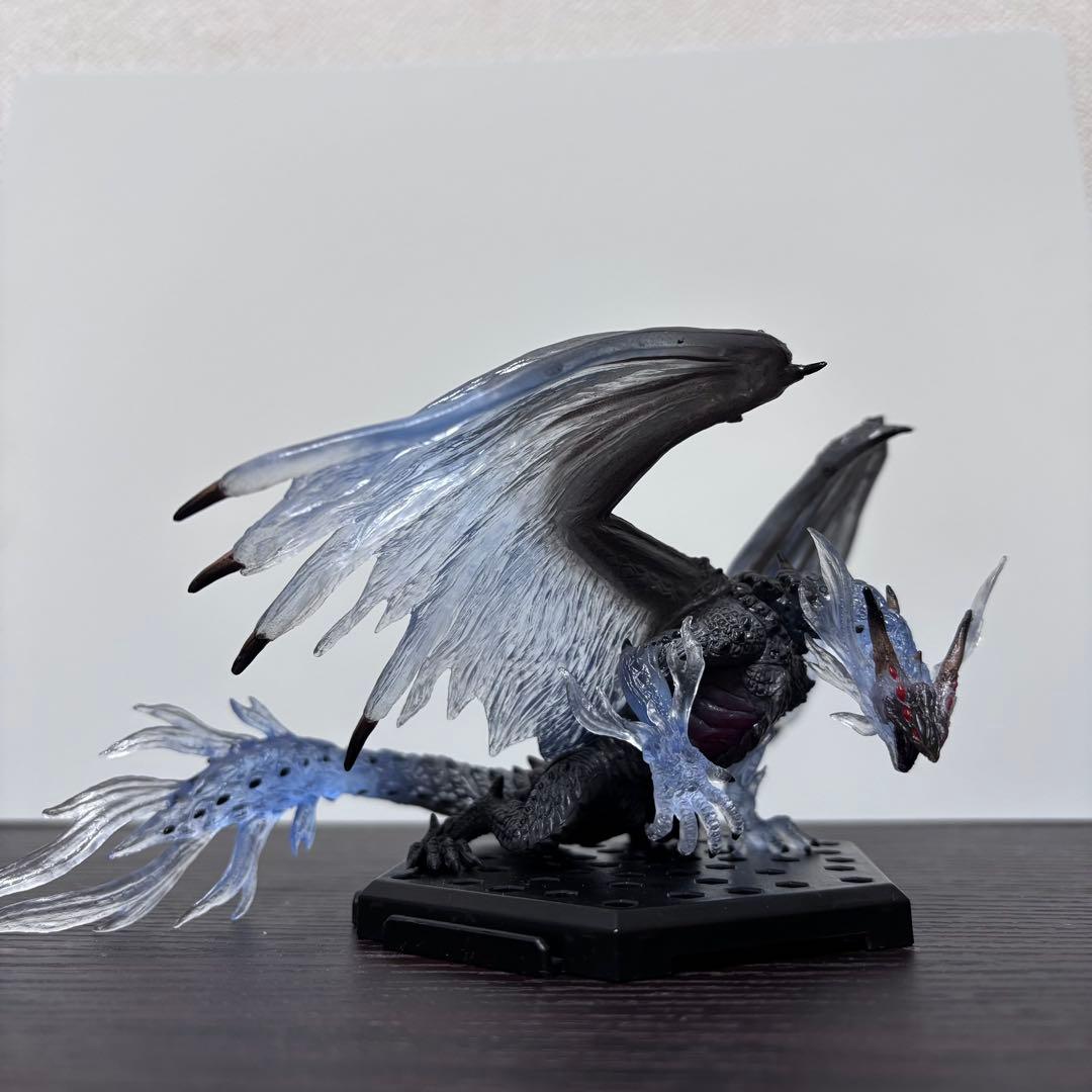 モンハン フィギュア ゼノジーヴァ 臨界状態 - メルカリ