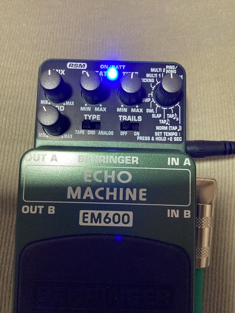 レアBEHRINGER ECHO MACHINE EM600 エフェクター 美品 - メルカリ