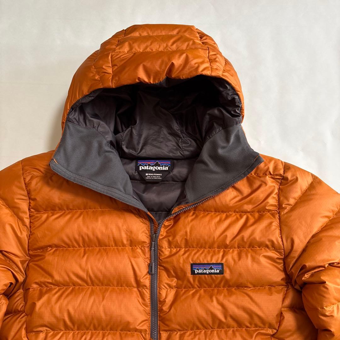 パタゴニア ダウンセーターフーディ プルオーバー ダウンジャケット M