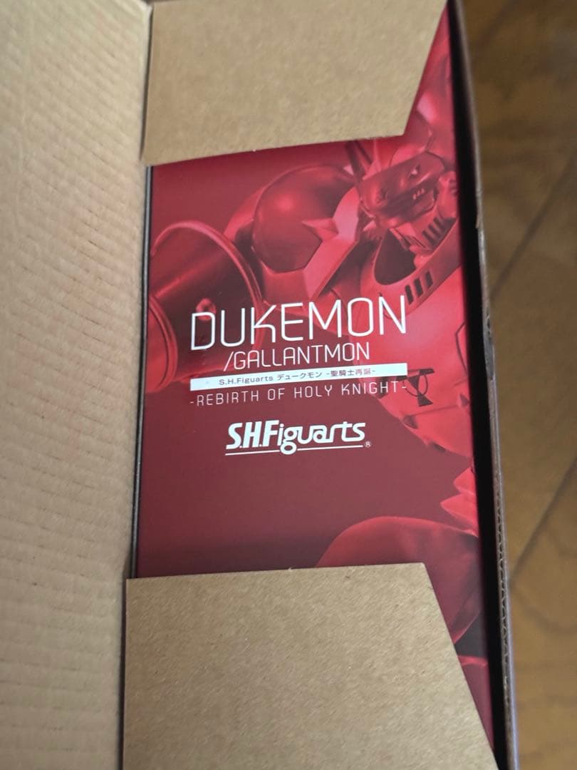 S.H.Figuarts デュークモン -聖騎士再誕-