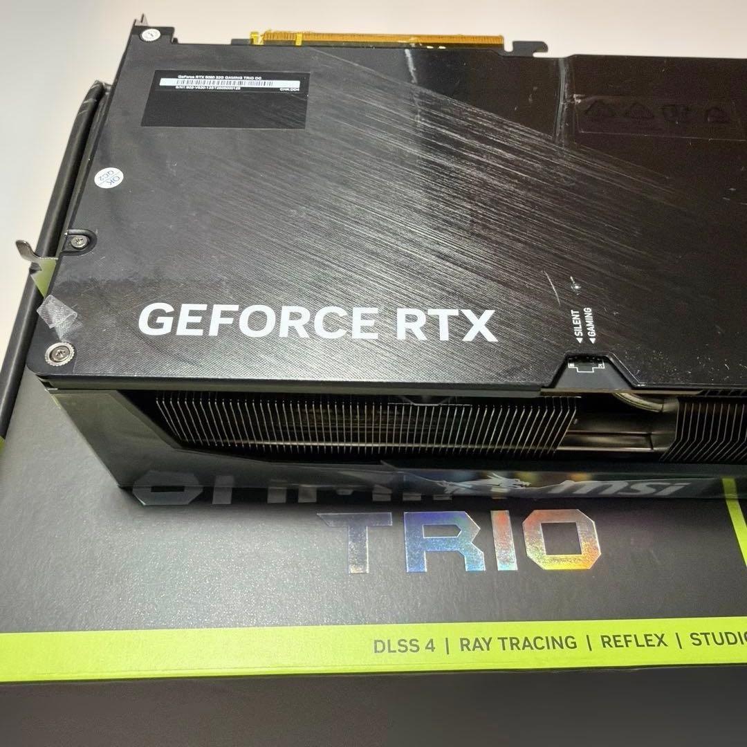 GeForce RTX 5090 GAMING TRIO 32GB ジャンク - メルカリ