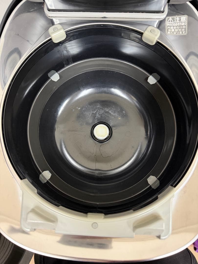 東芝 真空圧力IH炊飯器 RC-10VQM（1.0L）2018年製