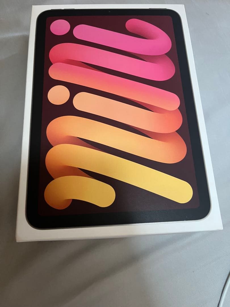 Apple iPad mini第7世代cellulaゴールド 本体128GBの通販はau PAY