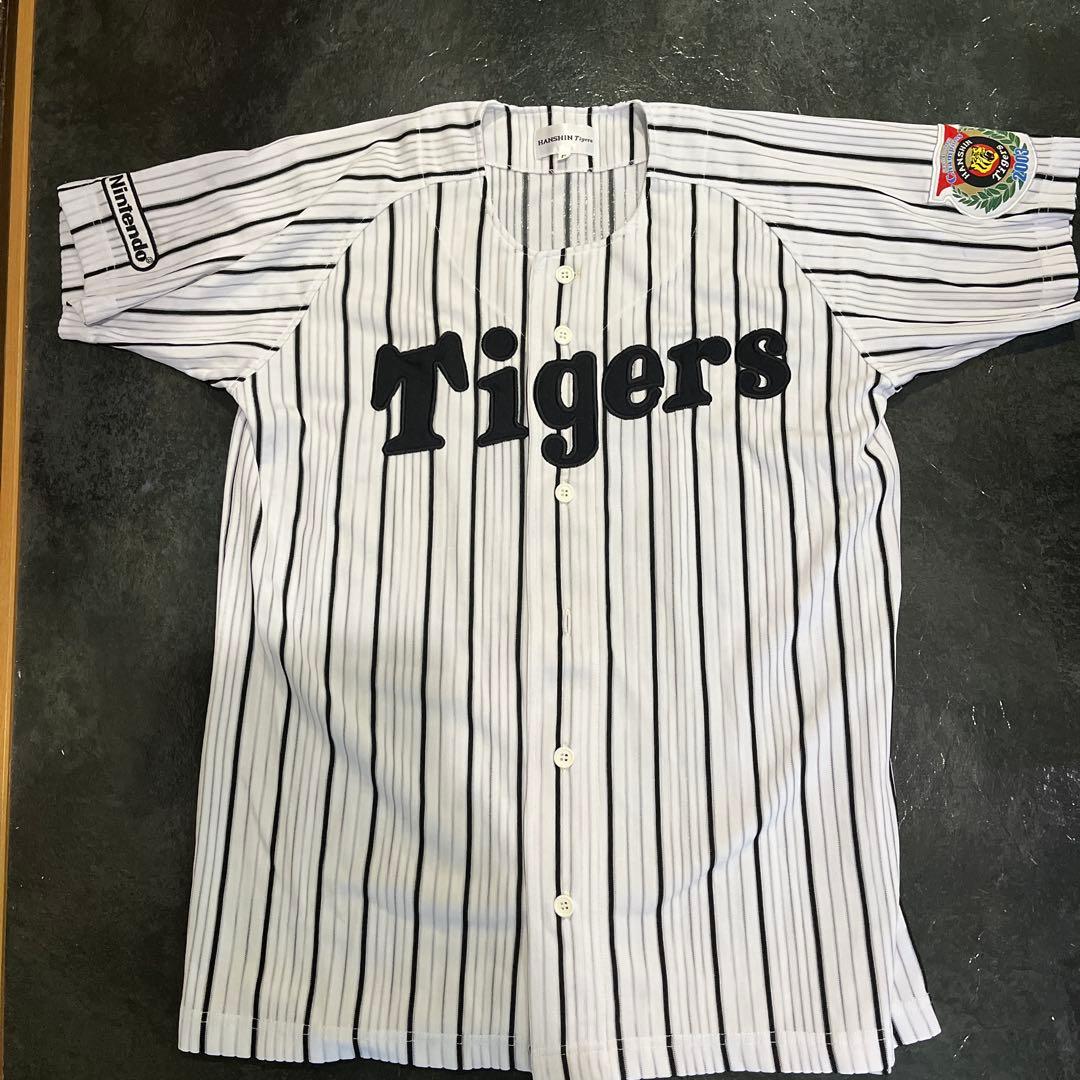 阪神タイガース優勝記念 任天堂コラボ 2003年限定ユニフォーム 優勝メモリアルロゴ入り！「阪神タイガース優勝記念限定モデルGC」発売