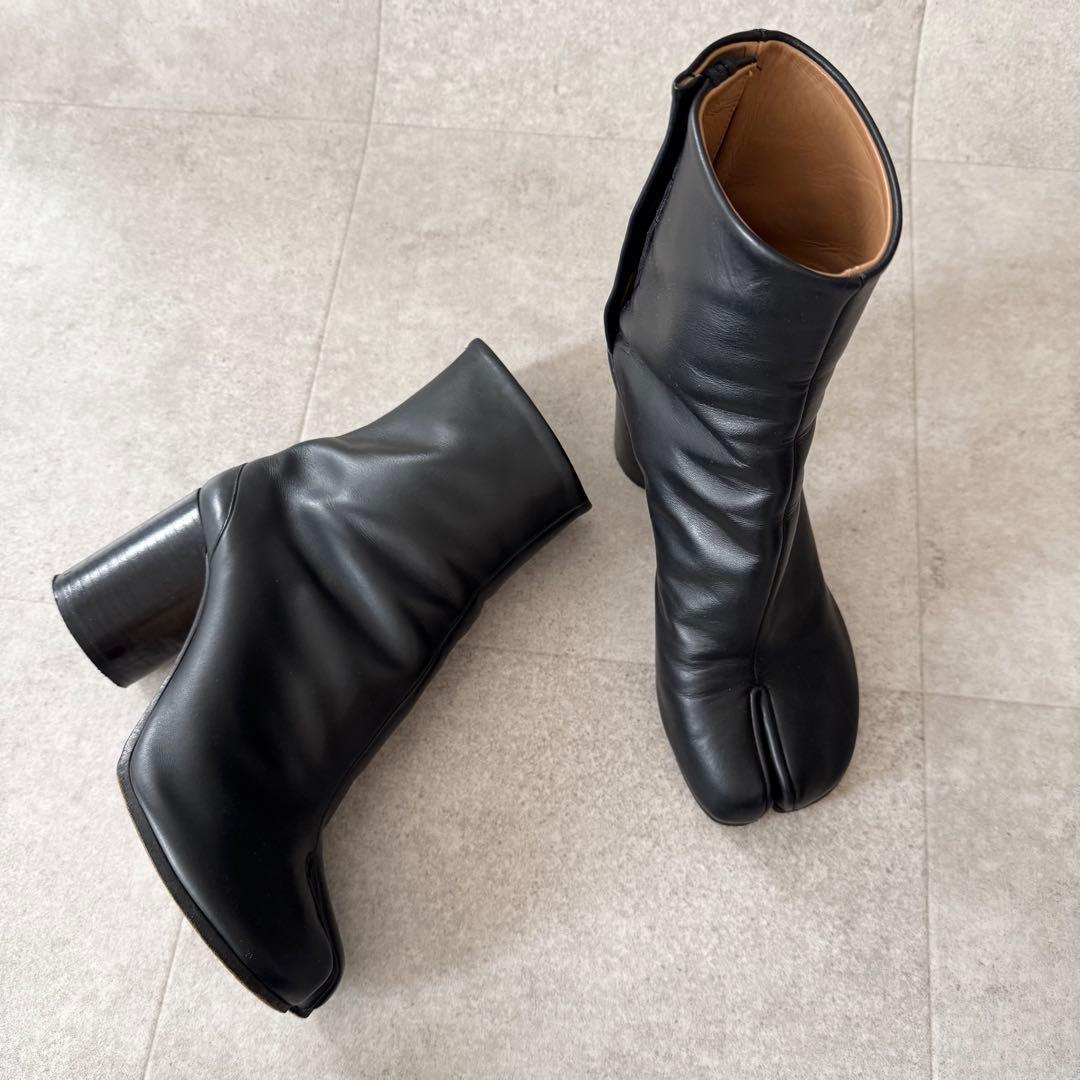 メゾンマルジェラ　足袋　タビブーツ　TABI　ブーティ　ヒール　黒　36 Maison Margiela(メゾン マルジェラ)の足袋ブーツがMAX54％OFFで手に
