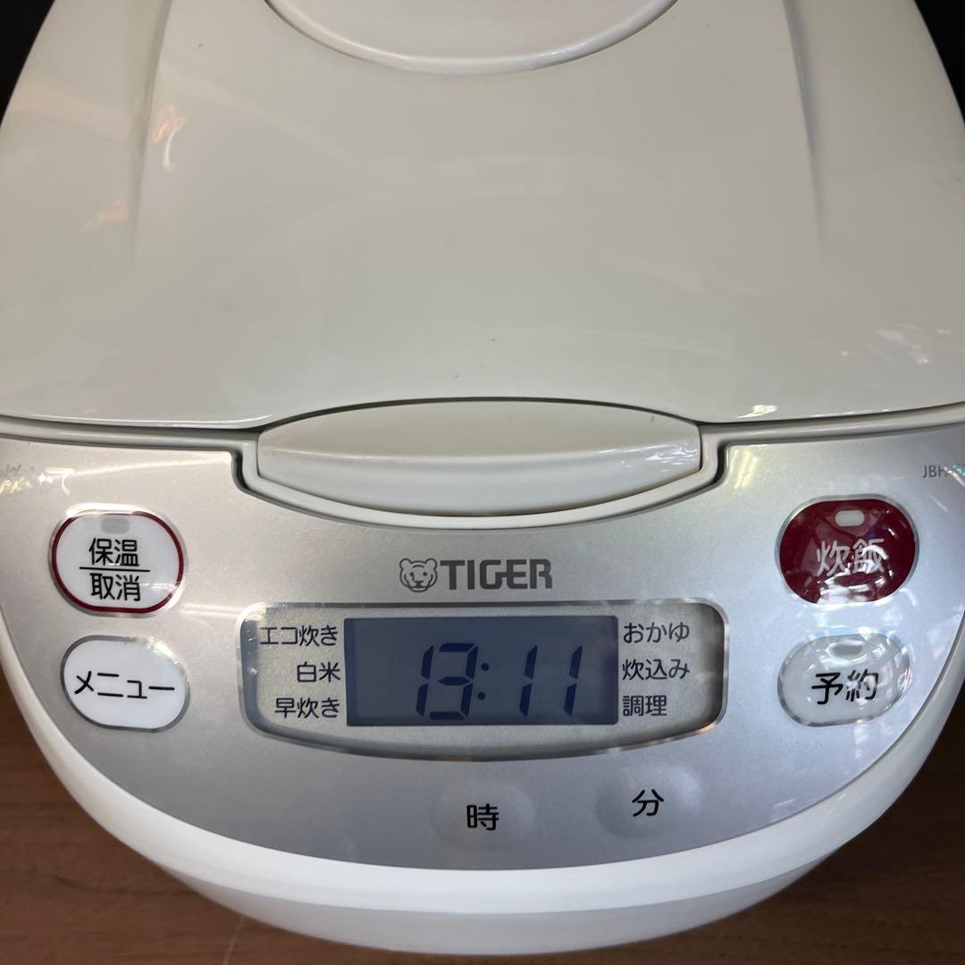 タイガー 23年 5合マイコン炊飯ジャー 整理番号A4 - メルカリ