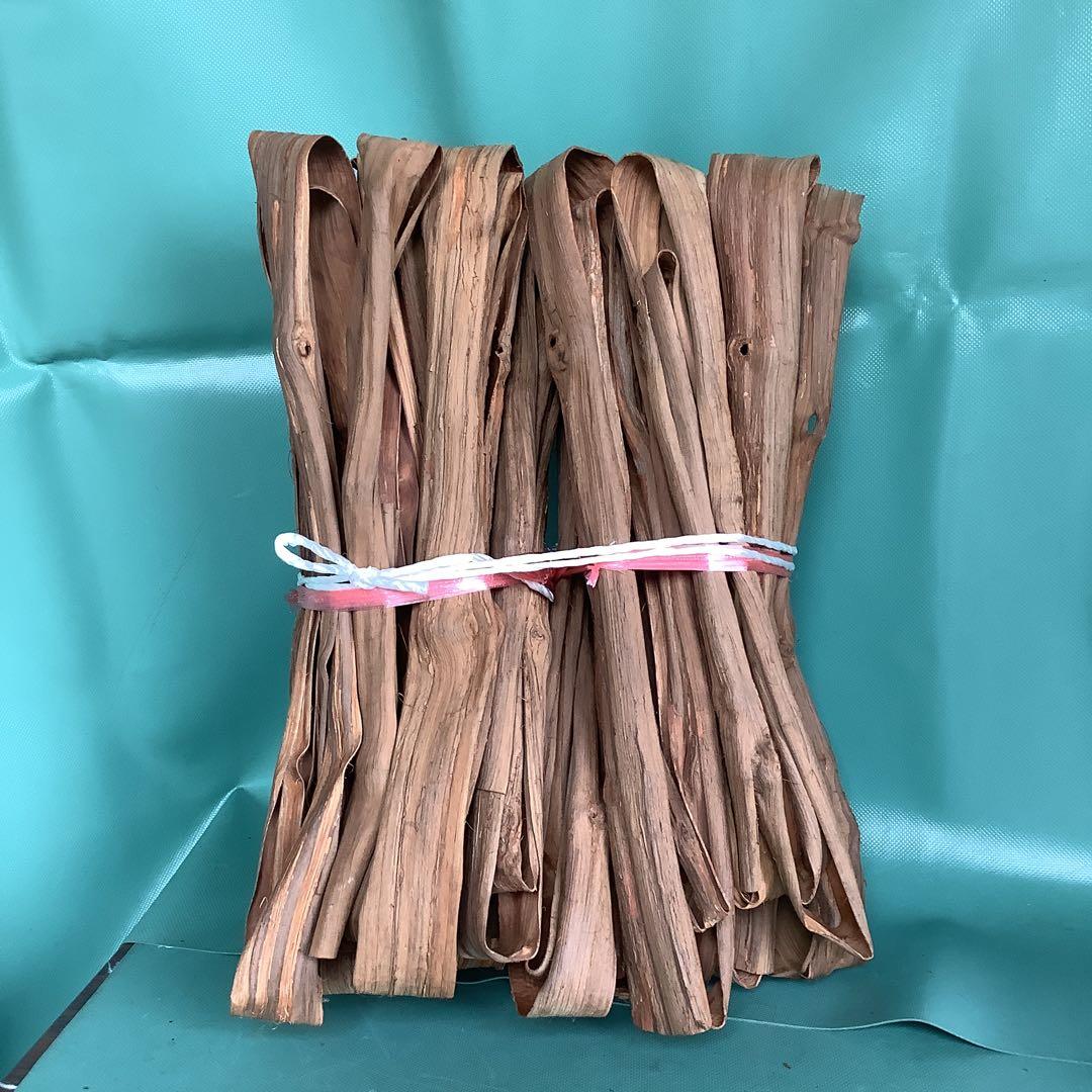 乾燥山ぶどう蔓2kg セット。 7-063