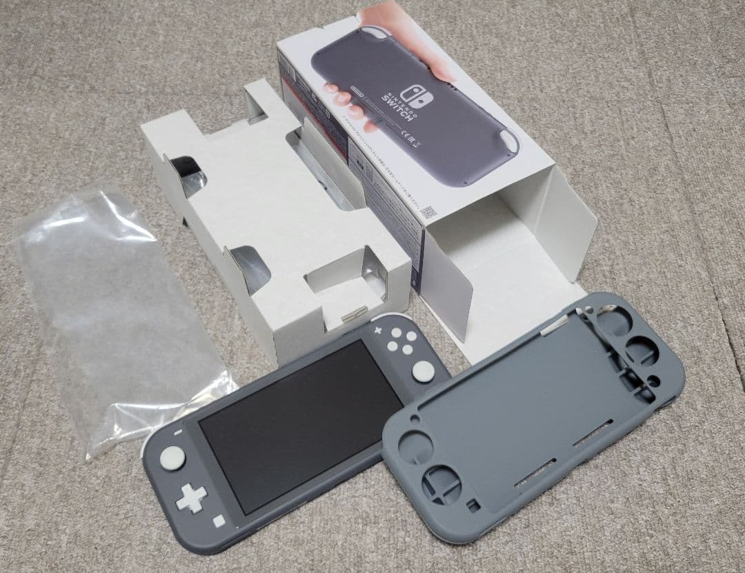Nintendo Switch Lite グレー 本体＋シリコンカバー 楽天市場】【スーパーセール 50%OFF】 Nintendo Switch Lite 保護