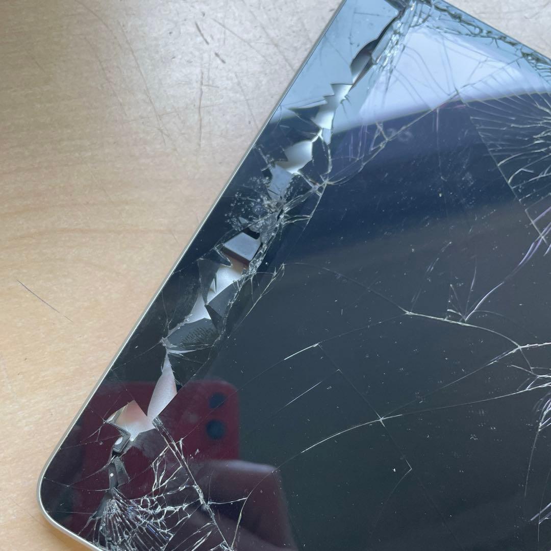 iPad 第9世代 A2602 Wi-Fi スペースグレイ 64GB ジャンク品 - メルカリ