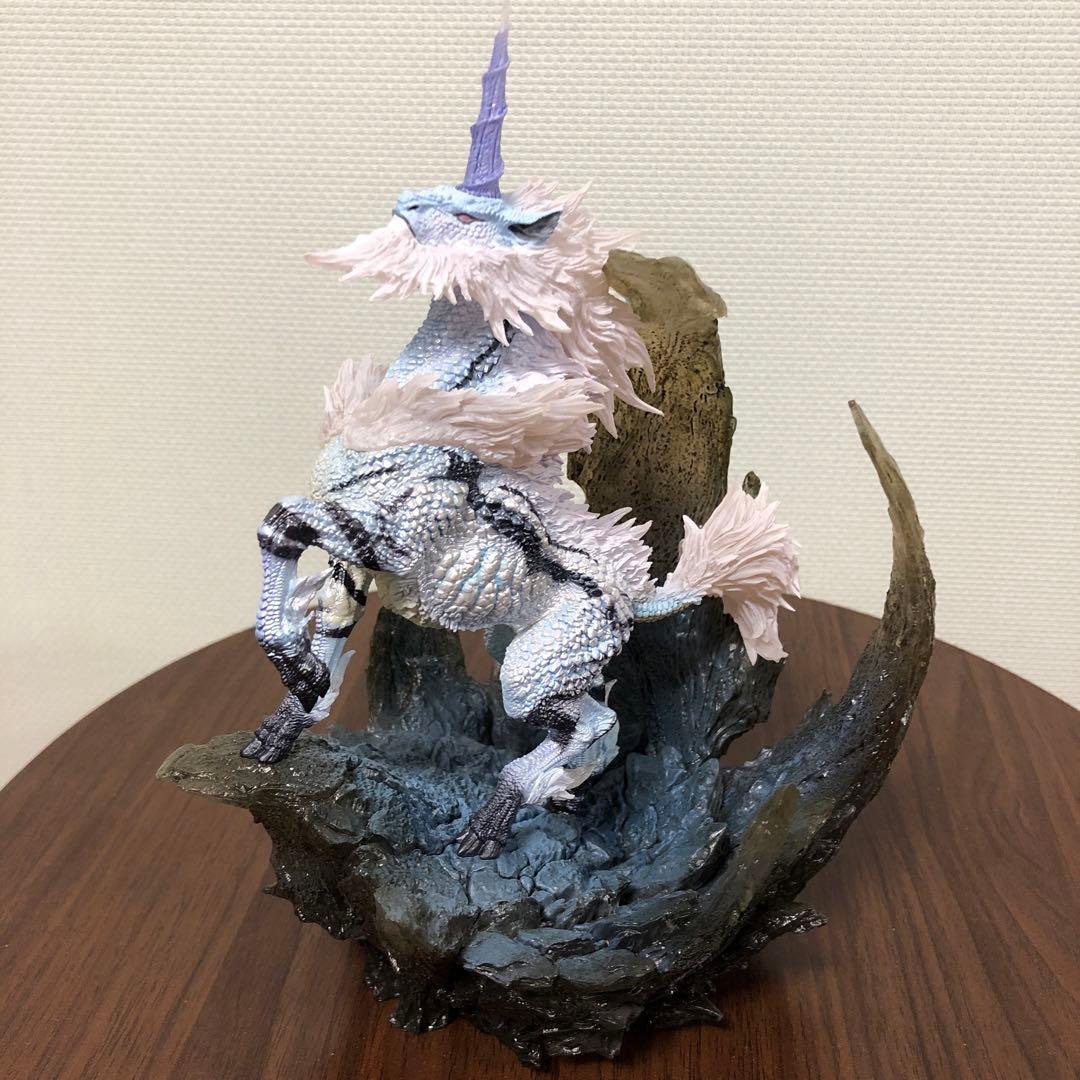 モンスターハンター キリン クリエイターズモデル フィギュア - メルカリ