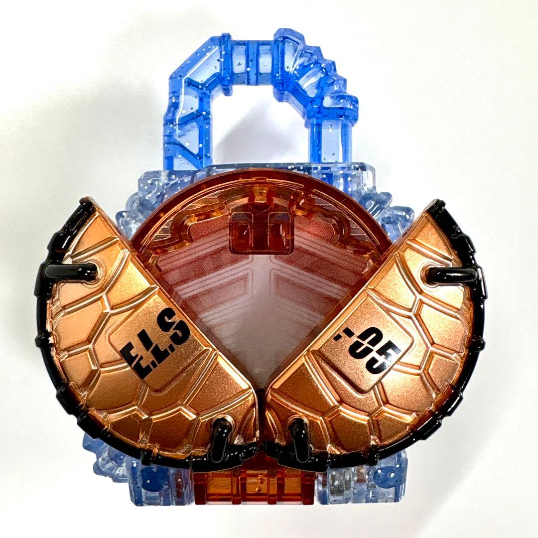 仮面ライダー鎧武 DXマツボックリエナジーロックシード - メルカリ