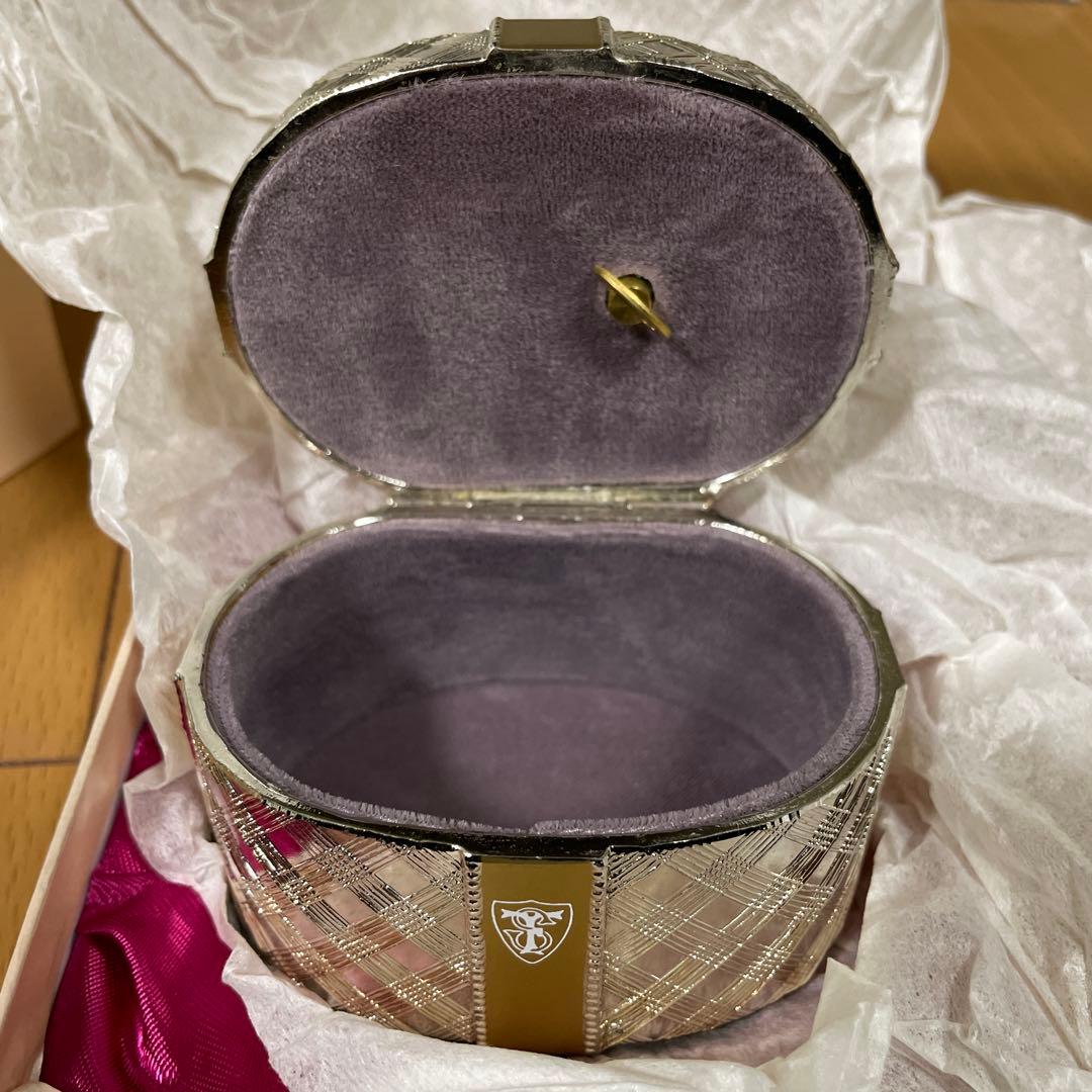 フェリス女学院大学卒業記念品、銀メッキ製オルゴール宝石箱 - メルカリ