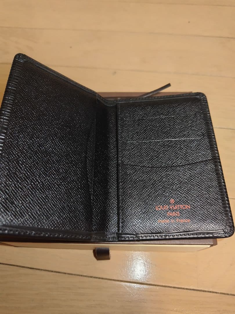 ルイヴィトン 名刺入れ エピ オーガナイザー ドゥ ポッシュ 黒 - メルカリ