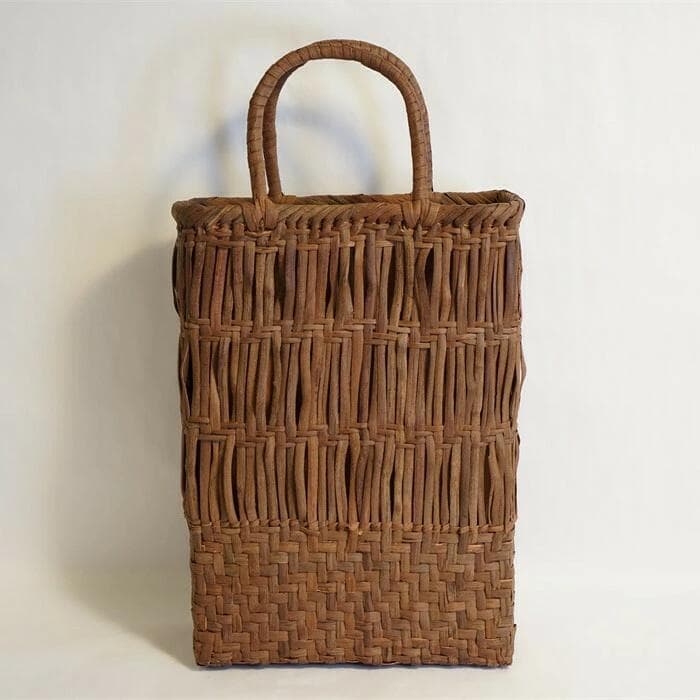 山葡萄 かごバッグ　籠 バッグ　パソコン入れ　 一番皮 網代編み 山葡萄 かごバッグ 籠 バッグ パソコン入れ 一番皮 網代編み かご