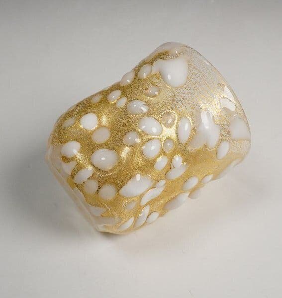 工芸】☆ 岩田久利 作 金彩 白玉 飾壺 ジョッキ グラス ☆ マグカップ