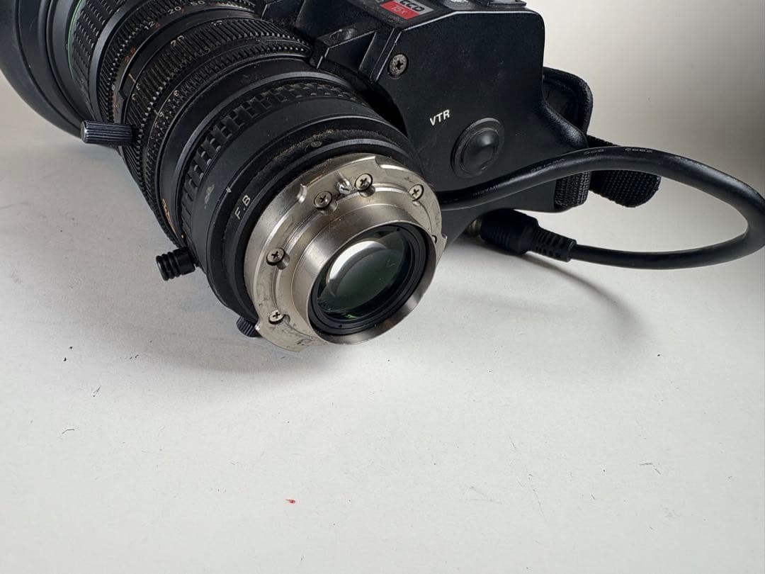 Canon J15x9.5B II 9.5-143mmF1.8 B4業務用ズーム - メルカリ