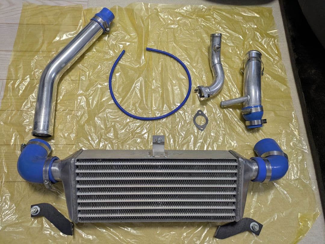 JB64ジムニー用　トラスト　GReddy インタークーラー TRUST（トラスト） 個人宅発送可能 GReddy インタークーラーキット