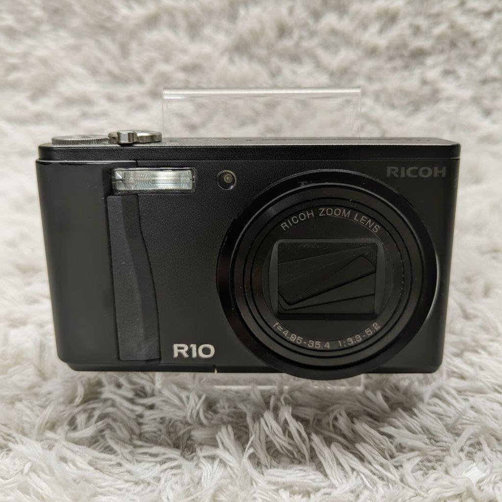 RICOH R10 コンパクトデジタルカメラ 7.1倍ズーム - メルカリ