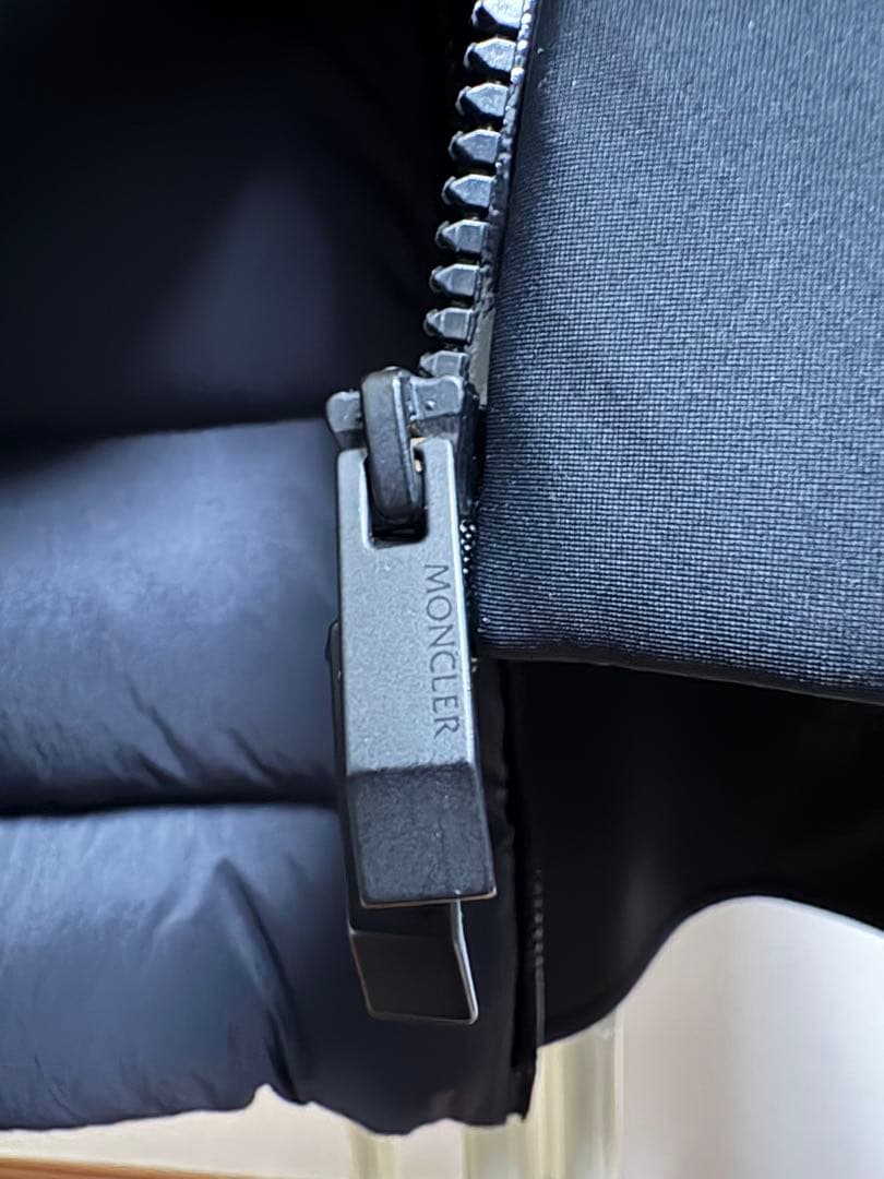 正規品保証】モンクレール バーニーズ 100周年別注 ハイブリッド