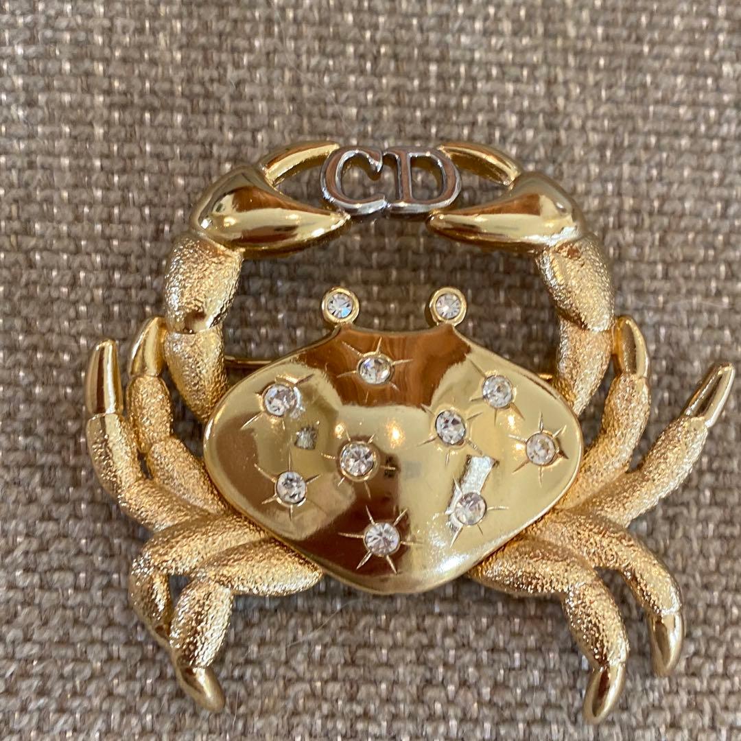 Dior カニ蟹 ブローチ - メルカリ