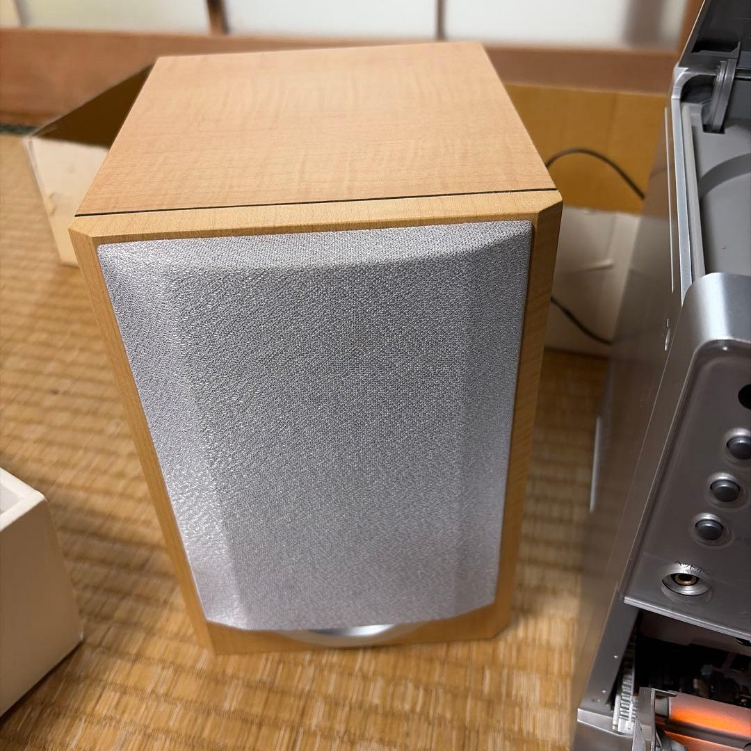 SANYO ミニコンポ テープデッキ搭載 - メルカリ