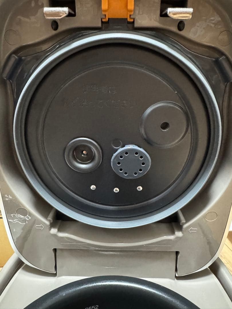 Zojirushi 炊飯器 NW-PV10-TZ 1.0L