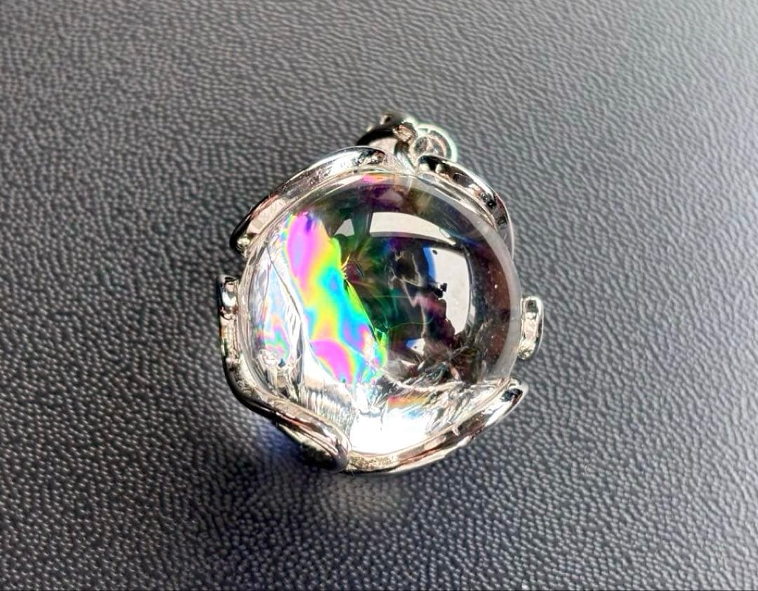 椿　永遠の愛を願う水晶の究極形態　虹のマスターウラルレムリアンスフィアPT