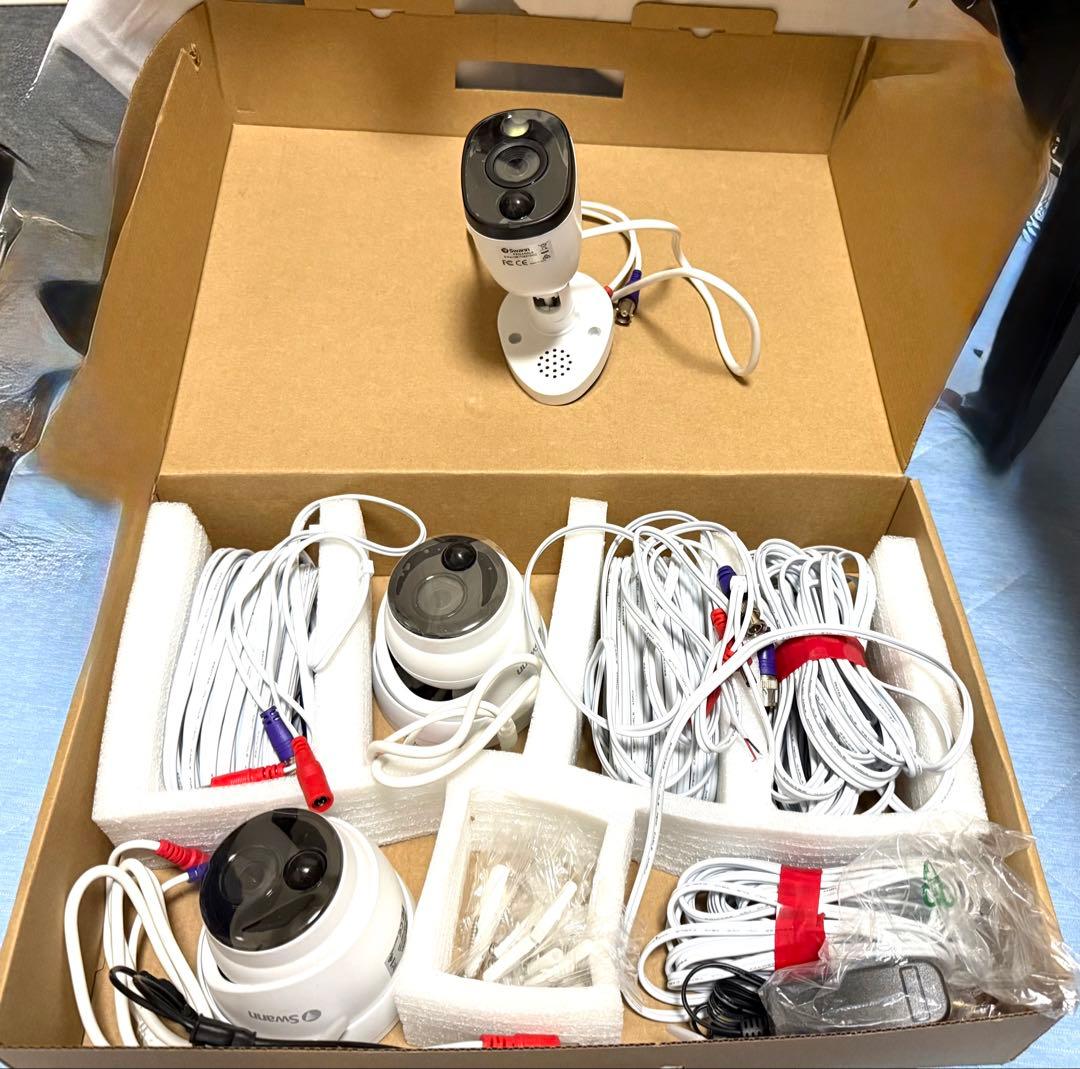 Swann 防犯カメラ ドーム型2台＋1台　DVRレコーダー用　増設に 楽天市場】【増設用カメラ単品】 Swann スワン DVRシステム 増設用 4K