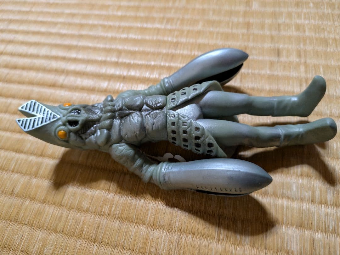 ウルトラ怪獣シリーズEX バルタン星人 5代目 ソフビ - メルカリ
