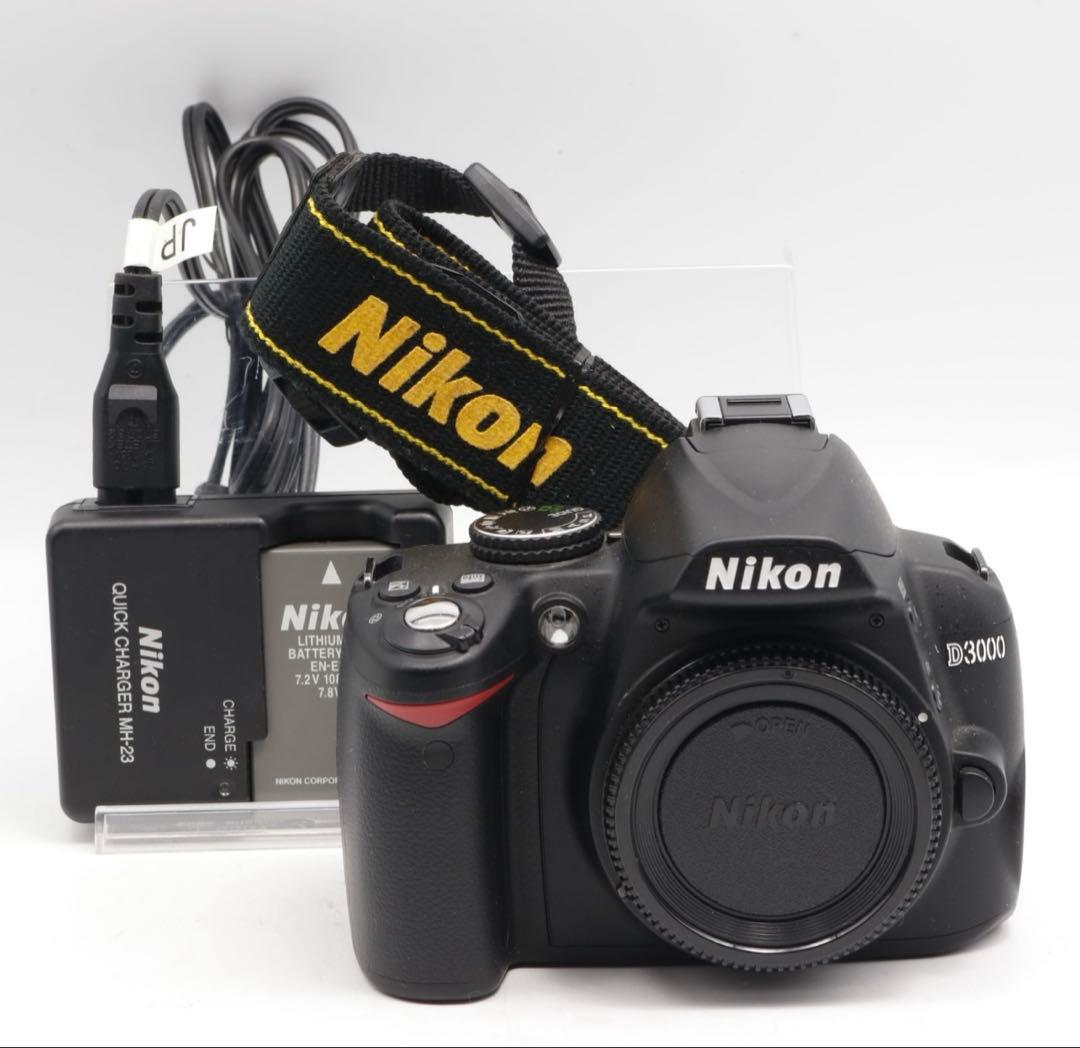 ア*ラ様 Nikon D3000 デジタル一眼レフカメラ ブラック　本体 Amazon | Nikon デジタル一眼レフカメラ D3000 レンズキット D3000LK