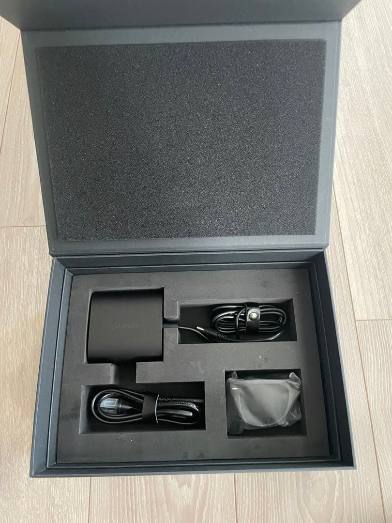 新品未使用 ルルドフェイスメイク クールフラッシュスムーザー AX