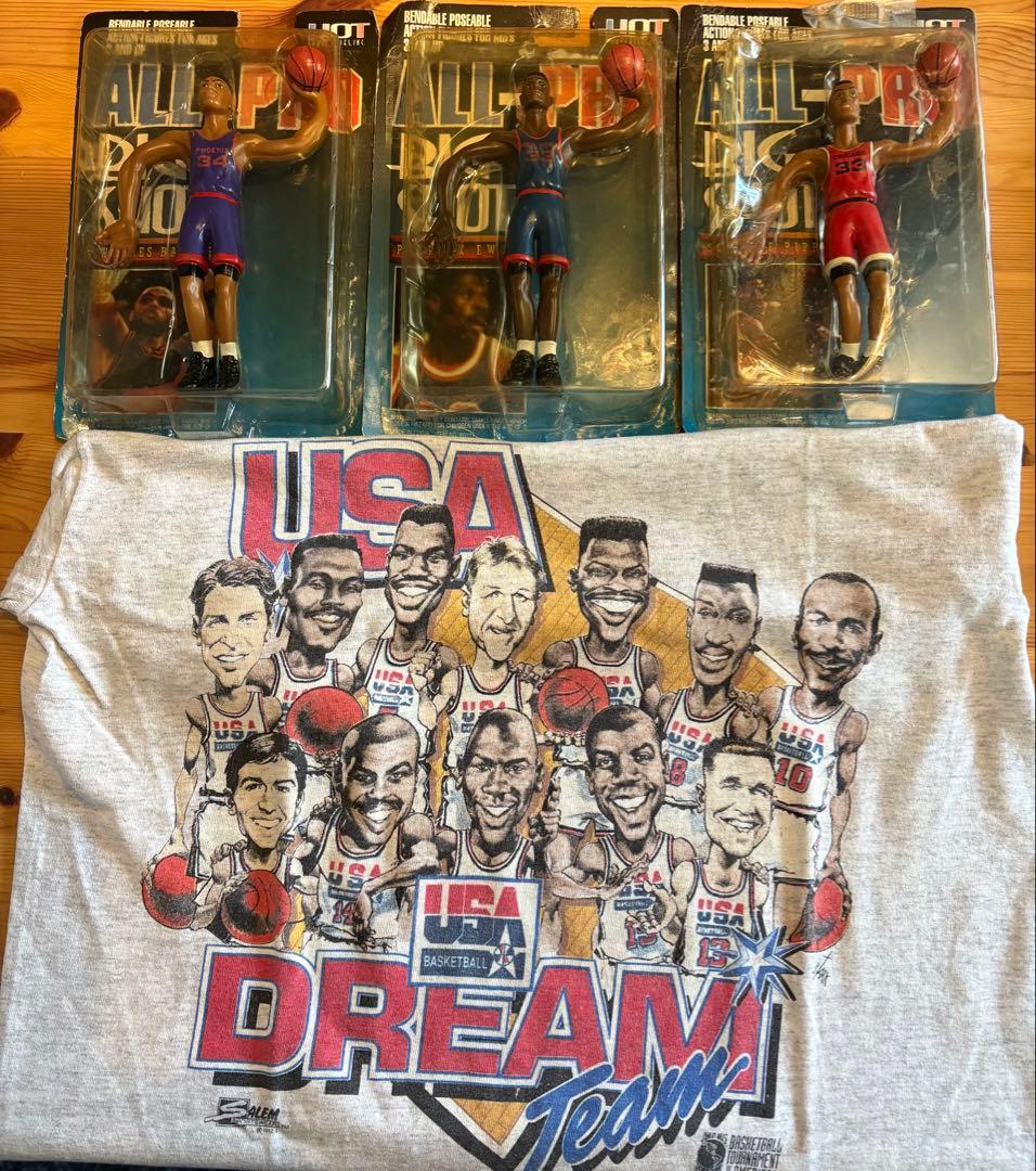 希少　USA DREAM Team フィギュア3体とTシャツセット s-l400.jpg