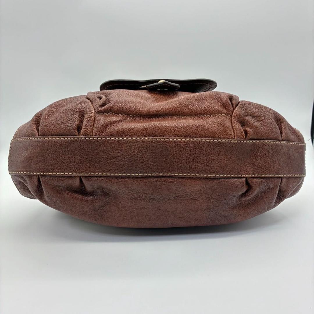 トッズ ホーボー ワンショルダー ショルダーバッグ ブラウン ゴールド