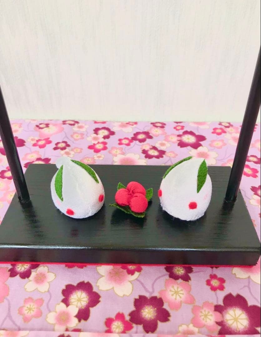 ちりめん細工飾り台3 吊るし飾り台 台座 ハンドメイド 飾り台 - メルカリ