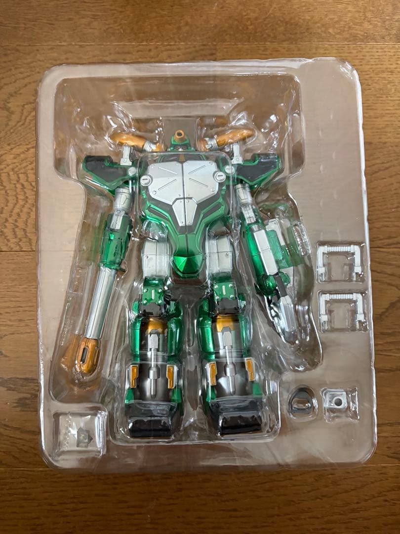 S.H.Figuarts マグナギガ 仮面ライダーゾルダ