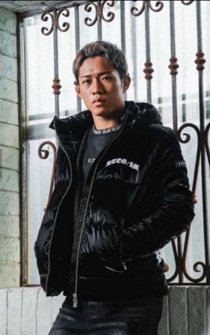 人気完売商品！アダムスジャグラーダウン Mサイズ 新品未使用 - メルカリ