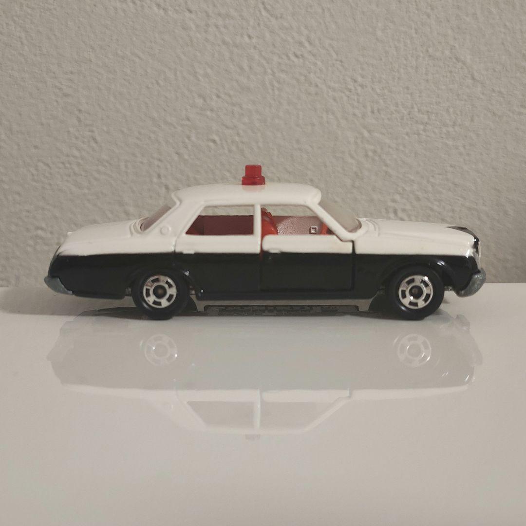 TOMICA トミカ トヨタ センチュリー パトカー 愛知警察 箱付き - メルカリ