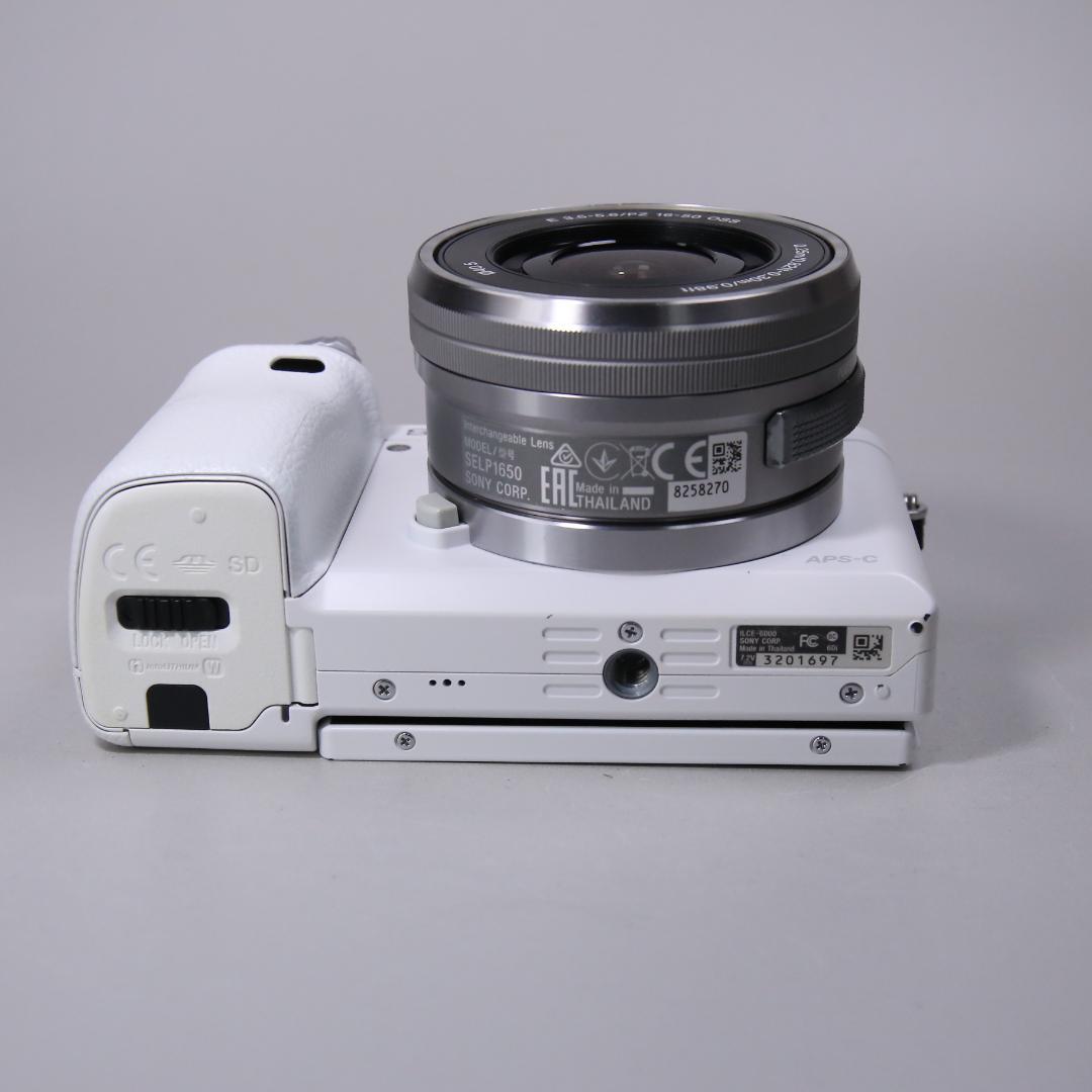 ☆ショット7905回☆SONY a6000 標準ズーム ホワイト ＃401の通販
