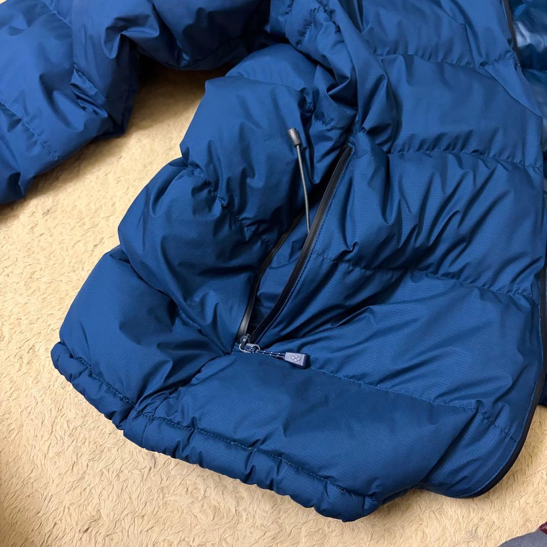 希少サイズ M-R mont-bell パーマフロストライトダウンパーカ 青