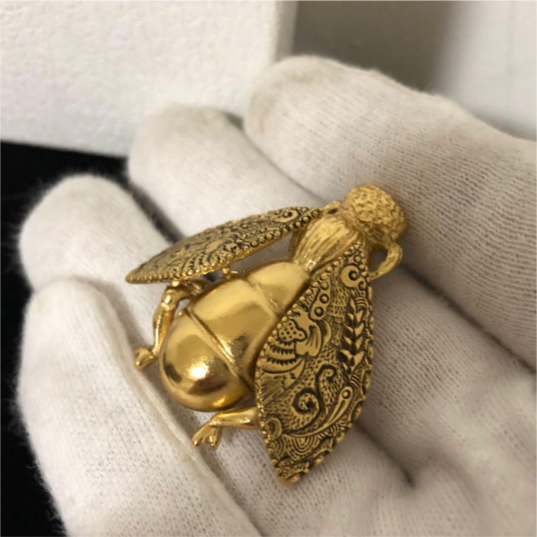 ChristianDior クリスチャンディオール 蜂 ハチ ブローチ ゴールド