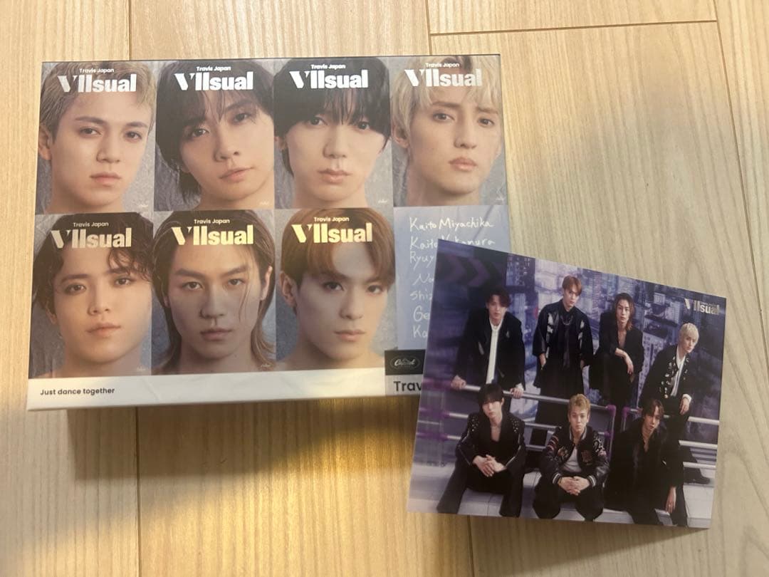 VIIsual / Travis Japan FC盤 (Blu-ray) VIIsual【CD】【+Blu-ray】 | Travis Japan | UNIVERSAL MUSIC STORE ANNEX