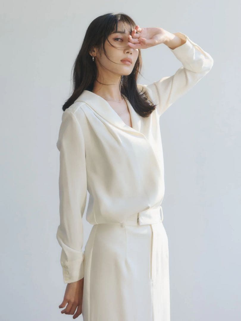 anuans ダブルサテンショールカラーブラウス NAVY ダブルサテンショールカラーブラウス