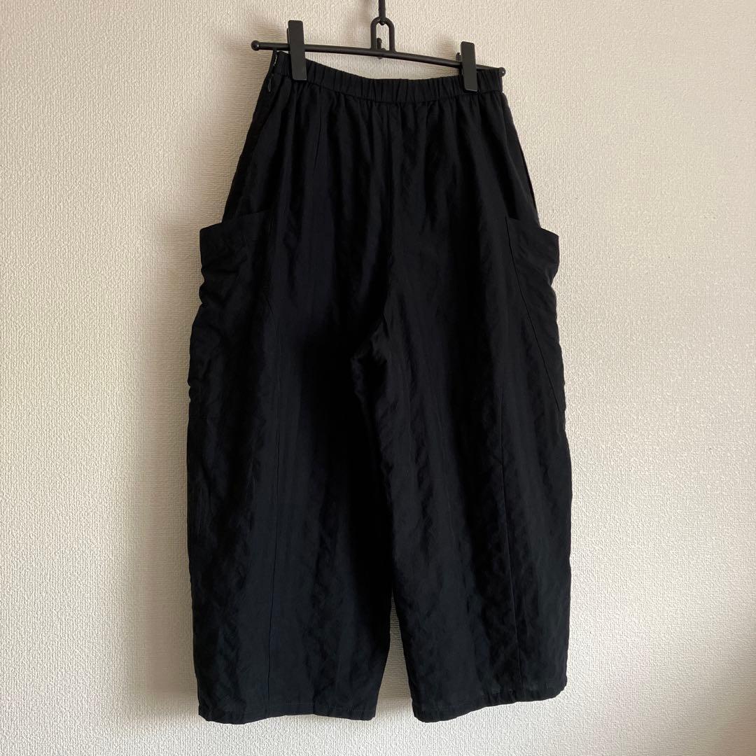 kazuringo様！ 慈雨 ポケットアクセント 凸凹生地のコクーンパンツ